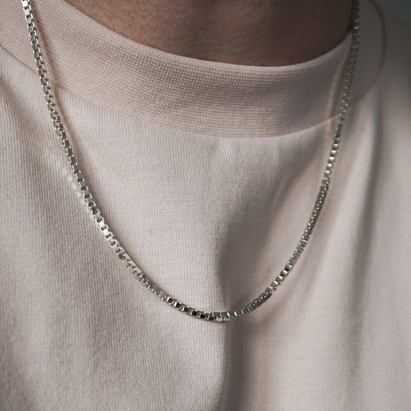 Elegante Unisex Box Chain Halskette aus 925 Sterling Silber mit robustem Karabinerverschluss und modernem Look Sprezzi Fashion