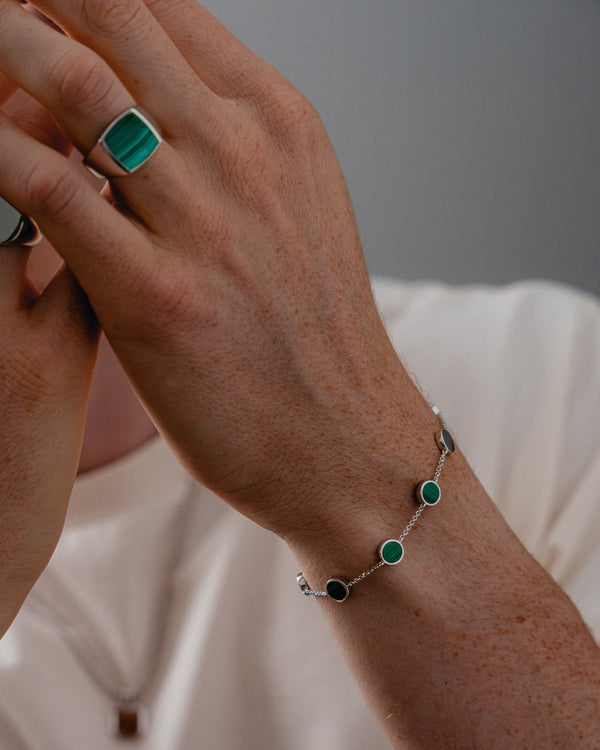 Klassischer Herrenschmuck Siegelring und Armband mit echtem Malachit Stein grün.jpg