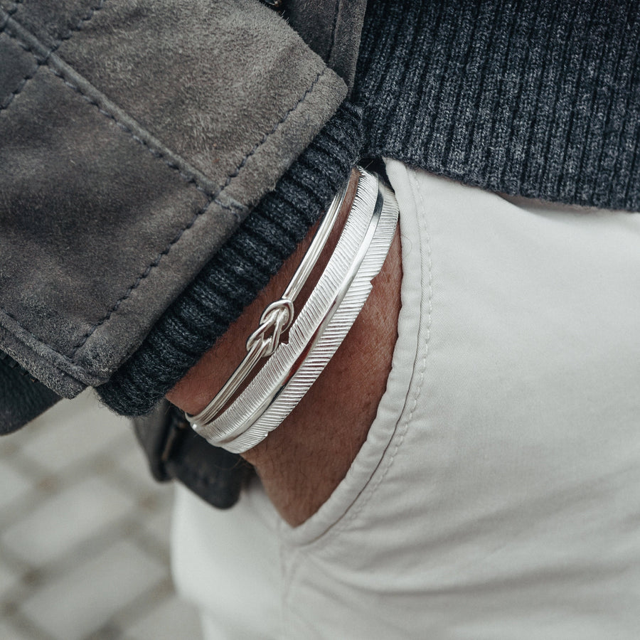 Silber Armreifen für Herren elegant und minimalistisch im Design ideal für stilvolle Looks Sprezzi Fashion