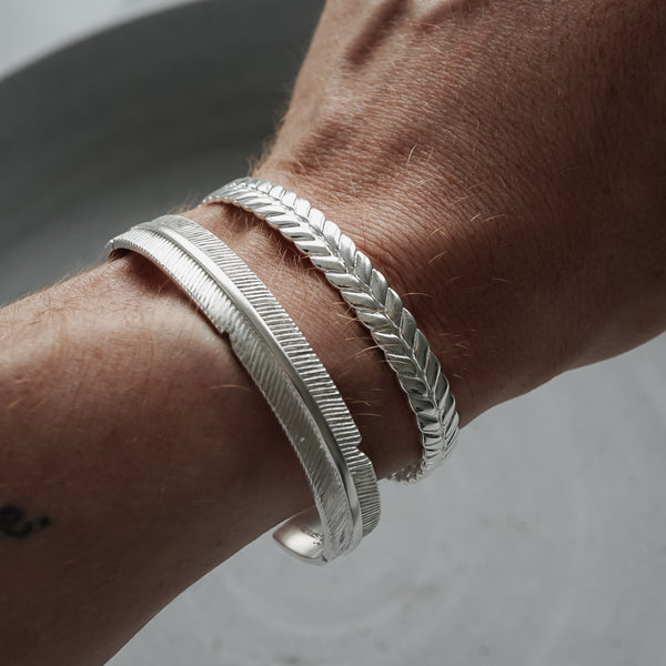 Schmuck-Set aus hochwertigen Silber Armbändern für Männer 