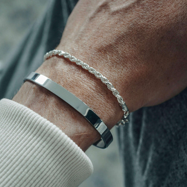 Männer Armreif aus Edelstahl robust in Gold, Silber und Schwarz