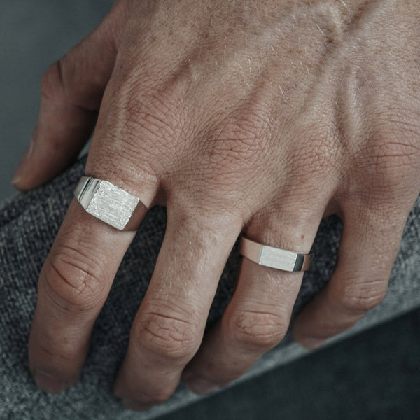 Minimalistischer Herren Ring aus 925 Silber und Gold handmade Sprezzi Fashion