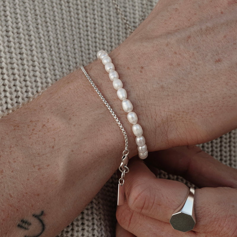 Schmuck-Set aus Armbändern für Herren aus Silber und Perlen