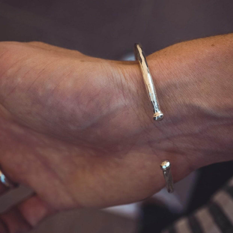 Massiver Silber Armreif für Männer Vintage gehämmert Sprezzi Fashion